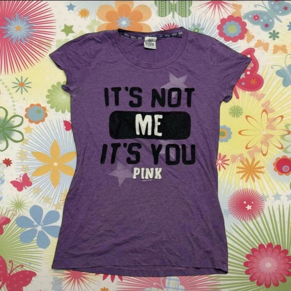 Victorias Secret PINK Y2K vintage baby tee “it’s not me it’s you “ size medium